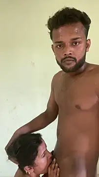 Snapshot of hornysofiya chatting on April 13, 2026, 9:46 am hornysofiya online show from April 13, 2026, 9:46 am