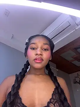 Snapshot of Angelicamayson chatting on May 1, 2026, 11:15 am Angelicamayson online show from May 1, 2026, 11:15 am