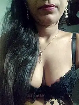 khushi ji00 online show from May 22, 2026, 9:57 pm
