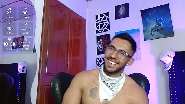 Snapshot of romanpearce_ chatting on July 21, 2026, 6:53 pm romanpearce online show from July 21, 2026, 6:53 pm