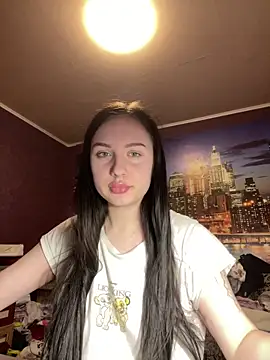 Avellya online show from March 27, 2026, 2:40 pm