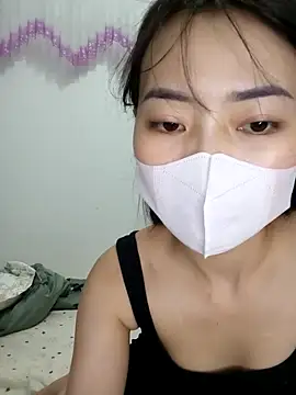 Xiangchuu online show from May 5, 2026, 5:38 pm