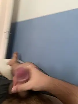 safadogggg online show from March 26, 2026, 12:14 pm