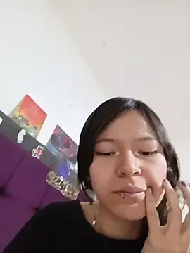 Ninffa sweet21 online show from June 18, 2026, 1:26 am