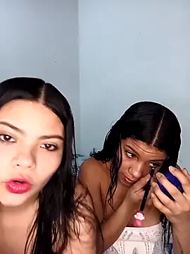 Snapshot of Mariangelsexy chatting on April 3, 2026, 8:15 pm Mariangelsexy online show from April 3, 2026, 8:15 pm