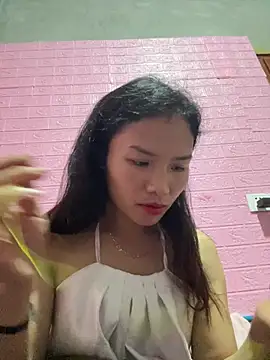 Snapshot of Hyn-x chatting on March 26, 2026, 1:48 am Hyn-x online show from March 26, 2026, 1:48 am