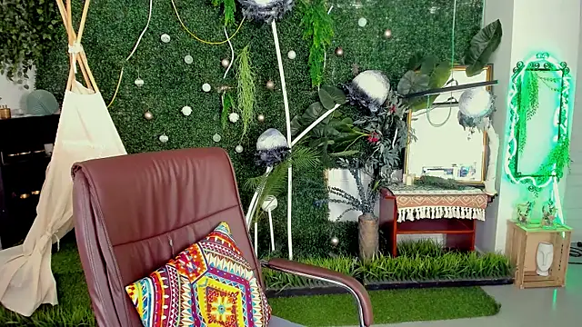 SherriButlers online show from May 28, 2026, 5:15 am
