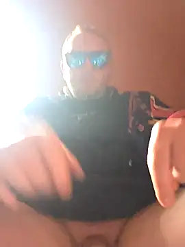 Snapshot of Ylidd chatting on March 27, 2026, 3:02 pm Ylidd online show from March 27, 2026, 3:02 pm