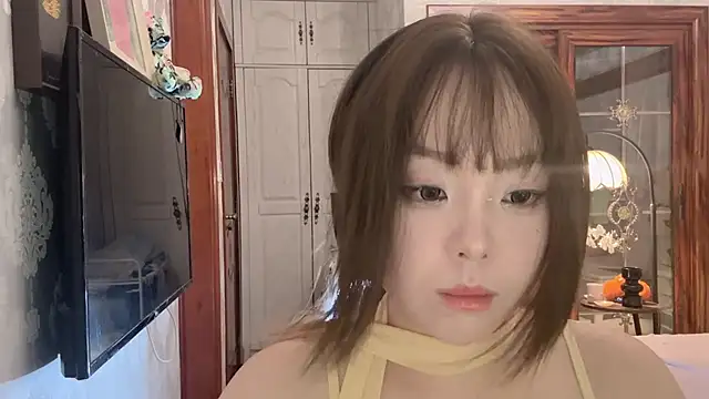 thelittlexx online show from May 22, 2026, 7:50 am