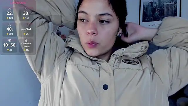 Kikii 1 online show from May 3, 2026, 5:23 am