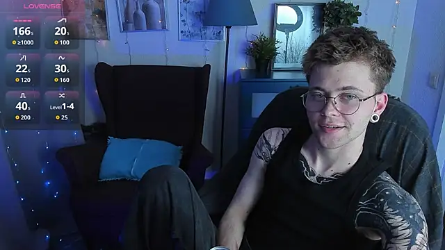 Thomas Norton online show from June 26, 2026, 9:09 pm