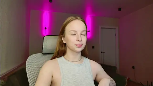 BunnyShinex online show from July 14, 2026, 5:34 am