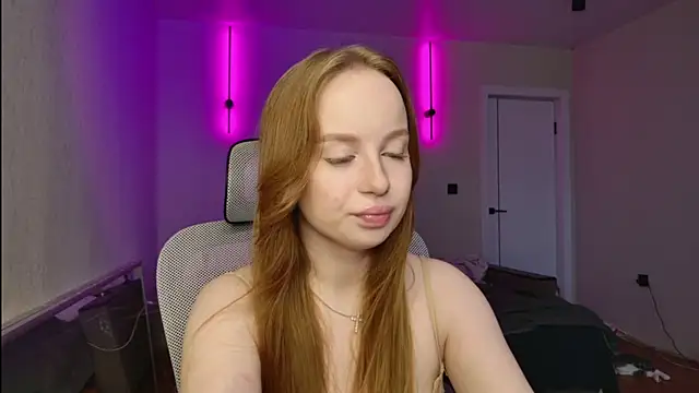 BunnyShinex online show from June 12, 2026, 2:26 pm