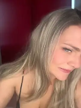 Blonde Cougar online show from July 10, 2026, 6:19 pm