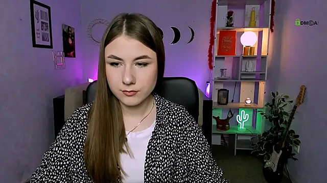 Snapshot of luna_wisper chatting on April 3, 2026, 1:17 pm luna wisper online show from April 3, 2026, 1:17 pm