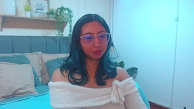 Violet 2003 online show from March 27, 2026, 1:56 pm