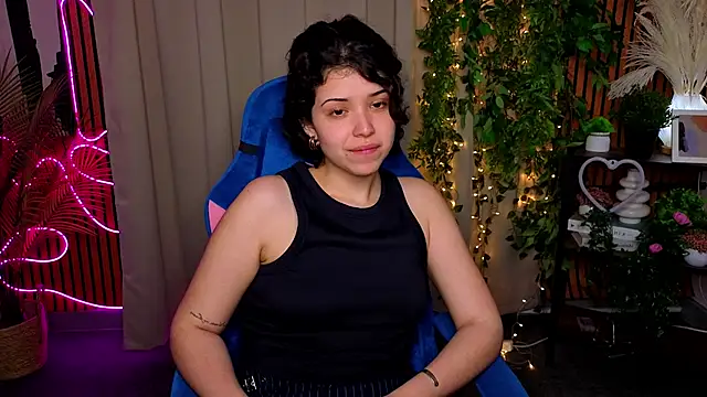 MariaHadson online show from March 30, 2026, 1:56 pm