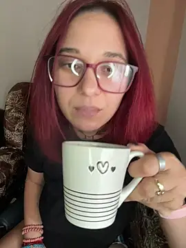 jebise23 online show from April 20, 2026, 8:39 am