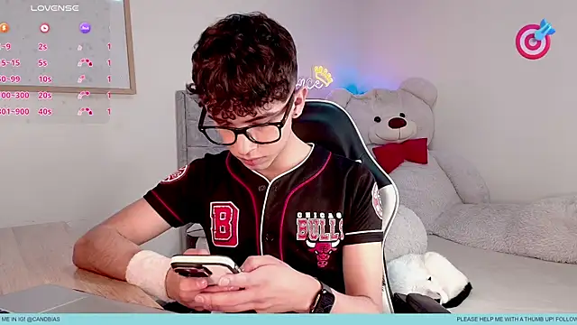 Snapshot of niico_prince chatting on June 21, 2026, 10:04 pm niico prince online show from June 21, 2026, 10:04 pm