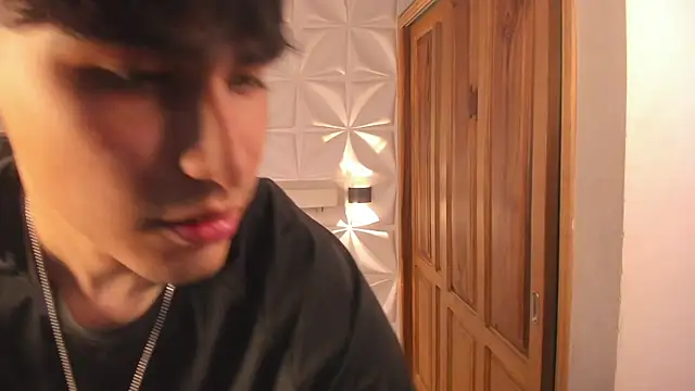Miss KhalifaDoll online show from May 31, 2026, 3:56 am