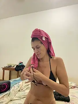 kimberlysnow11 online show from June 20, 2026, 3:44 am