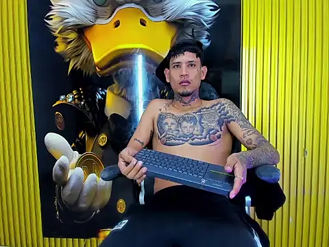 Winsord Bigcock online show from March 30, 2026, 8:10 pm