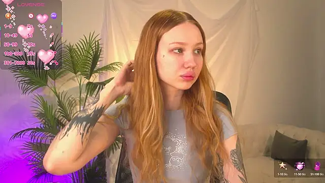 zoeforrd online show from May 3, 2026, 5:12 am