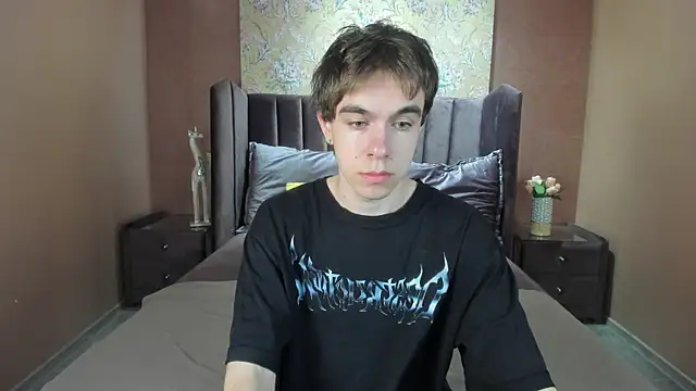 DaveBevy online show from June 12, 2026, 7:55 pm