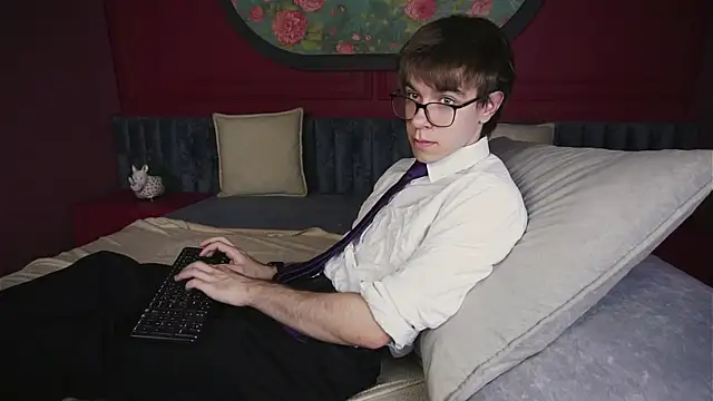 DaveBevy online show from July 17, 2026, 8:28 pm