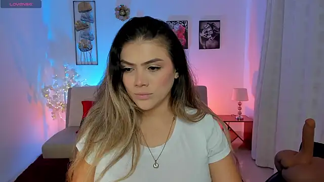 Sofia Velvetx online show from July 24, 2026, 3:24 am