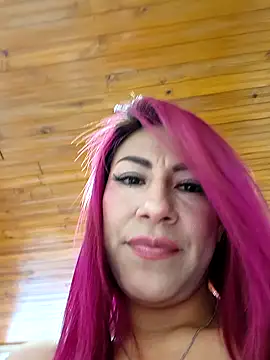 tatianabelli online show from July 23, 2026, 9:33 pm