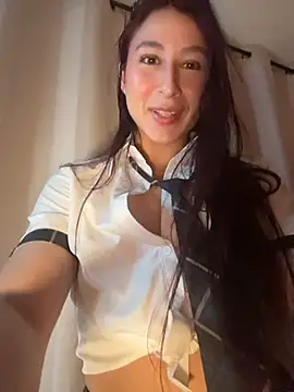 Snapshot of Debby_ryann chatting on May 21, 2026, 5:05 am Debby ryann online show from May 21, 2026, 5:05 am