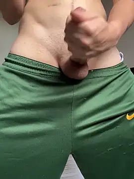 joaodopicao777 online show from April 8, 2026, 7:48 pm