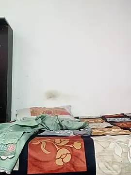 Sexyy Bhabhi 143 online show from July 27, 2026, 11:17 am