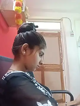 Snapshot of TANU01990 chatting on May 30, 2026, 4:08 am TANU01990 online show from May 30, 2026, 4:08 am