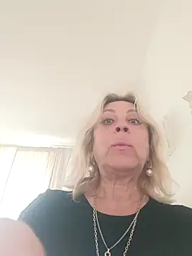 Snapshot of Anabel-456 chatting on April 3, 2026, 10:00 am Anabel-456 online show from April 3, 2026, 10:00 am