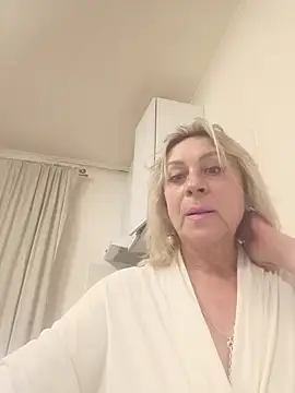 Snapshot of Anabel-456 chatting on April 1, 2026, 5:43 pm Anabel-456 online show from April 1, 2026, 5:43 pm