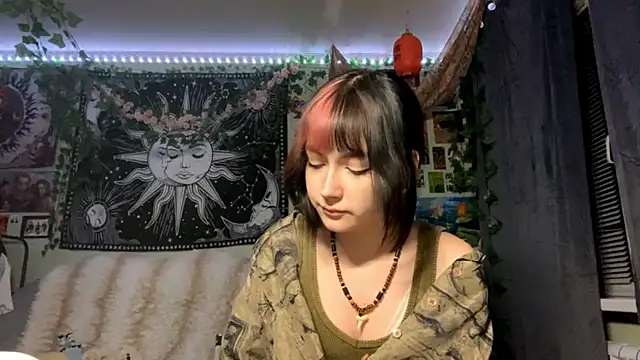 DancingDancingLove online show from March 28, 2026, 9:05 pm