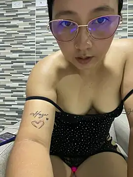 Snapshot of Kittyplacer chatting on April 6, 2026, 11:28 pm Kittyplacer online show from April 6, 2026, 11:28 pm