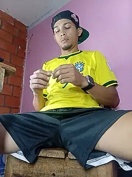 romeohotpig online show from July 27, 2026, 3:02 am