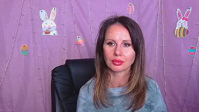 ElsaFrey online show from April 2, 2026, 10:11 am