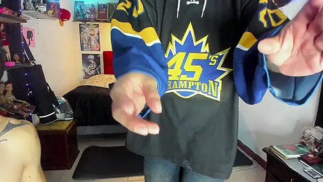 Snapshot of Keff_andrew34 chatting on April 8, 2026, 4:58 am Keff andrew34 online show from April 8, 2026, 4:58 am