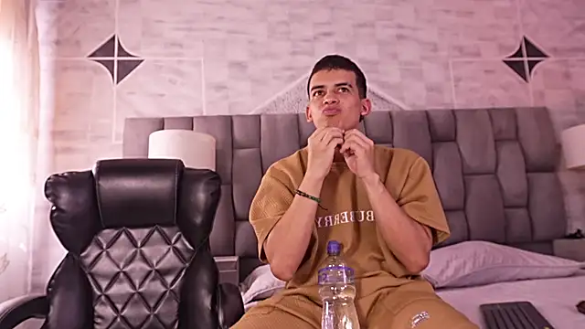 DrakoStone online show from March 28, 2026, 9:05 pm