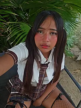 Pretty karol online show from May 29, 2026, 12:44 pm