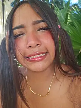 Pretty karol online show from May 17, 2026, 12:49 pm