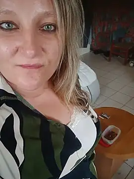 ROULEBUCCALE online show from May 17, 2026, 3:34 pm