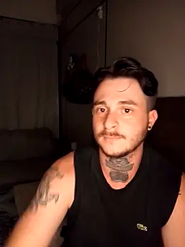 Snapshot of BR-GymCouple chatting on March 28, 2026, 4:13 am BR-GymCouple online show from March 28, 2026, 4:13 am