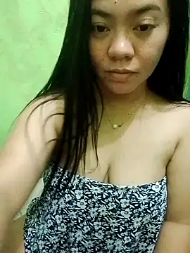 Snapshot of sweety_honey27 chatting on April 6, 2026, 1:12 pm sweety honey27 online show from April 6, 2026, 1:12 pm