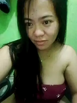Snapshot of sweety_honey27 chatting on April 8, 2026, 5:36 pm sweety honey27 online show from April 8, 2026, 5:36 pm