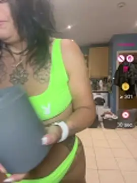 IvyBelleMilf online show from June 27, 2026, 3:45 am